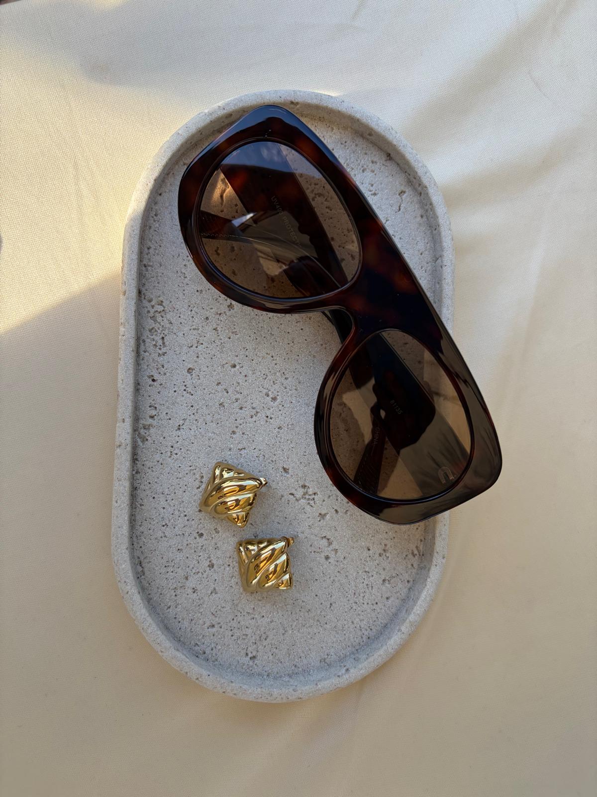 Athena cheetah glasses